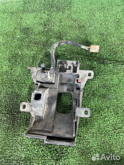 Накладка консоли кпп Toyota Celica 180 3SGE 1990