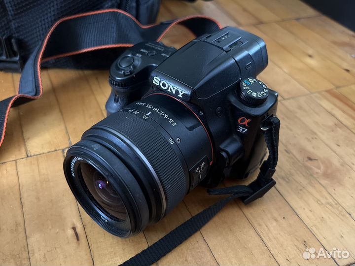 Зеркальный фотоаппарат sony SLT-A37