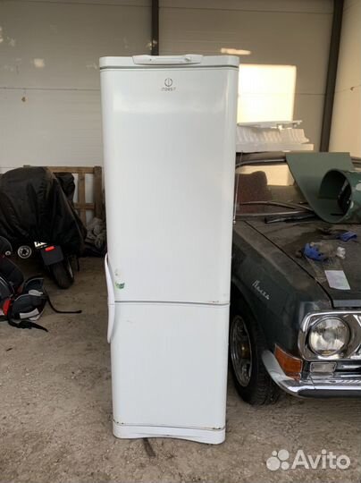 Холодильник бу