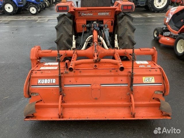 Мини-трактор Kubota L1-215, 2012