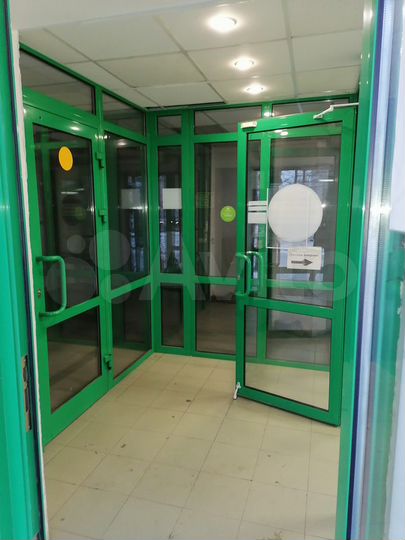 Продам торговое помещение, 165 м²