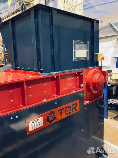 Шредер одновальный