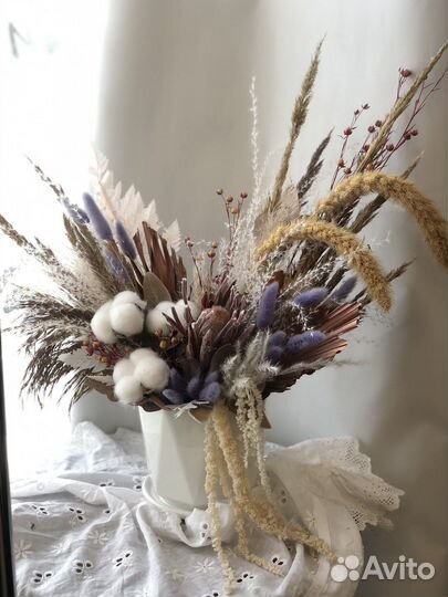 Композиция из сухоцветов