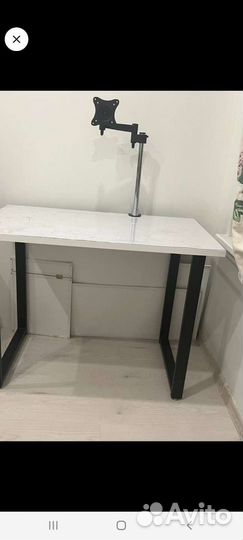 Держатель монитора