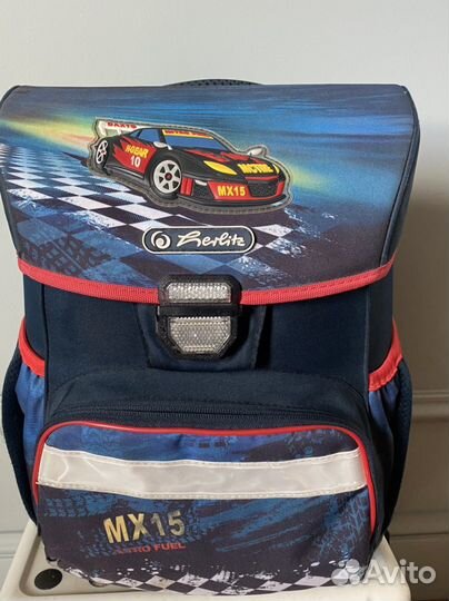 Рюкзак школьный