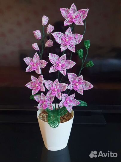 Орхидея из бисера