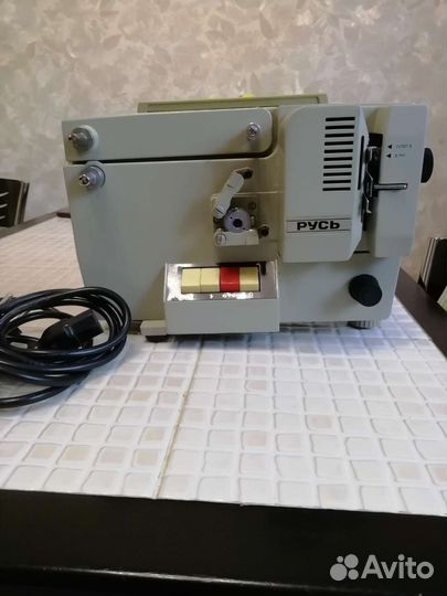 Кинопроектор русь