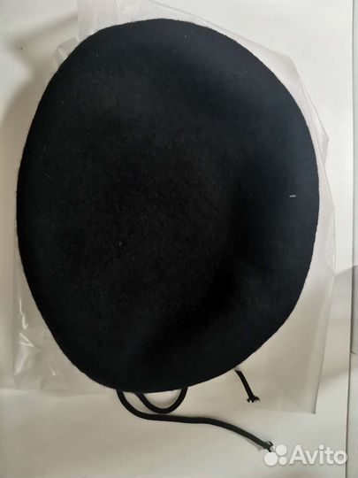 Берет черный