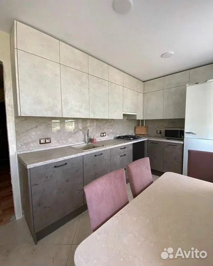 Кухонный гарнитур без ручек мок 0817570
