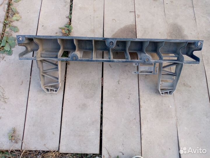 Кронштейн бампера задний BMW X5 E70