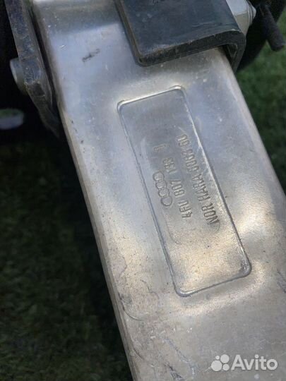 Кронштейн крепления бампера левый Audi A6 C6 4F5 4