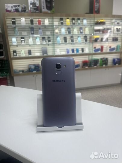 Samsung Galaxy J6 3/32gb
