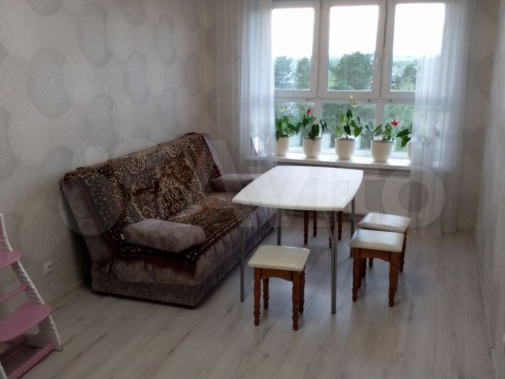 2-к. квартира, 54 м², 6/10 эт.