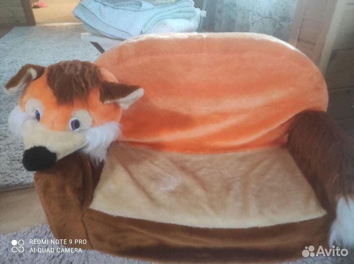 Детский игрушечный диванчик