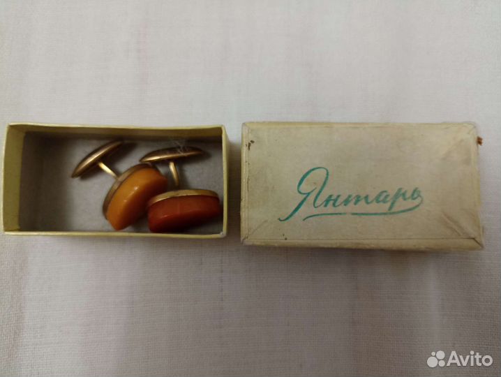 Запонки с янтарем СССР