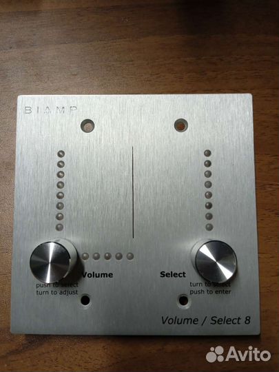 Панель селектора каналов Biamp Volume/Select 8