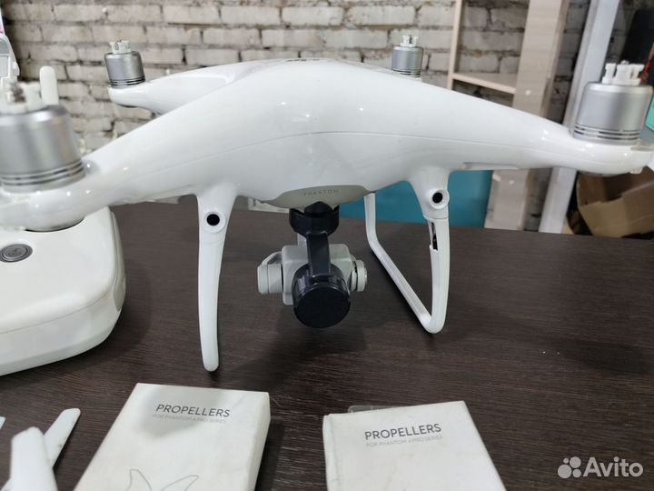 Квадрокоптер Dji Phantom 4 pro v2.0, 3 аккума