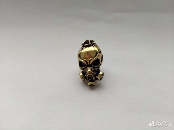 Бусина на темляк череп