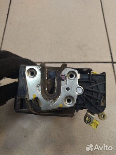 Замок дверной передний левый Renault Logan 2