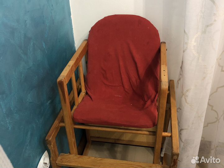 Детский стульчик для кормления