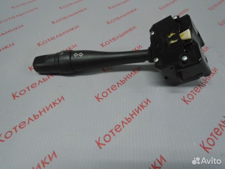 Nissan 25540-2F000 Переключатель фар