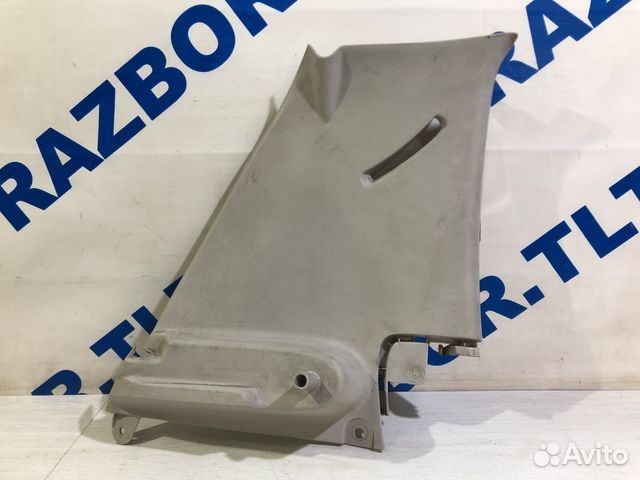 Обивка задней стойки левая peugeot 107 1.0 мт