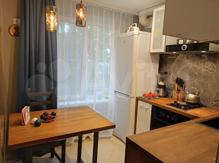 2-к. квартира, 44,2 м², 1/9 эт.