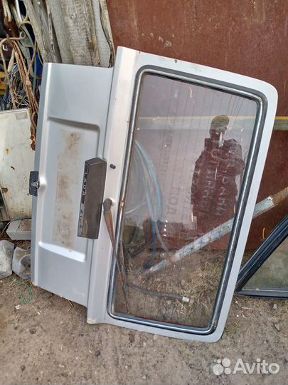 Двери ваз 2104