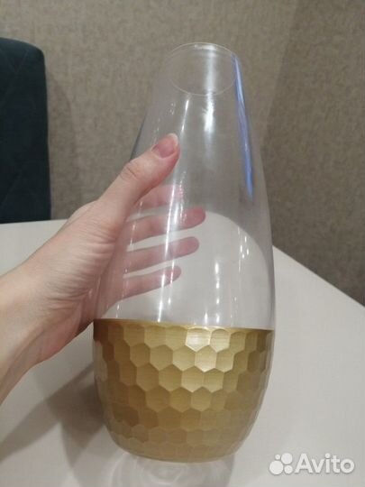 Стекляная ваза