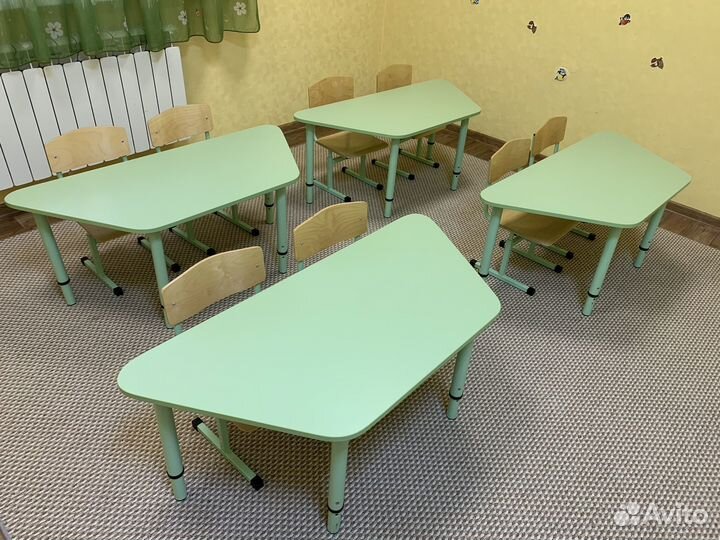 Детский стол и стул