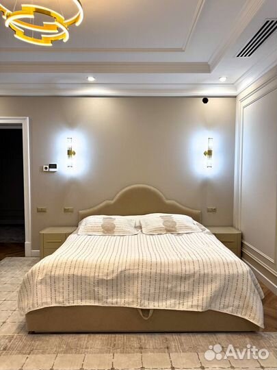 Кровать с матрасом