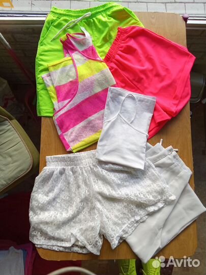 Продам наборы женских вещей