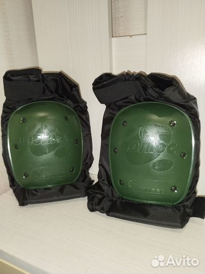 Наколенники