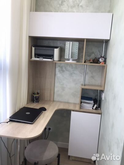 Уголок школьника (стол+шкаф)