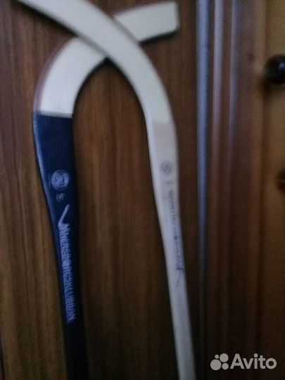 Клюшка хоккейная