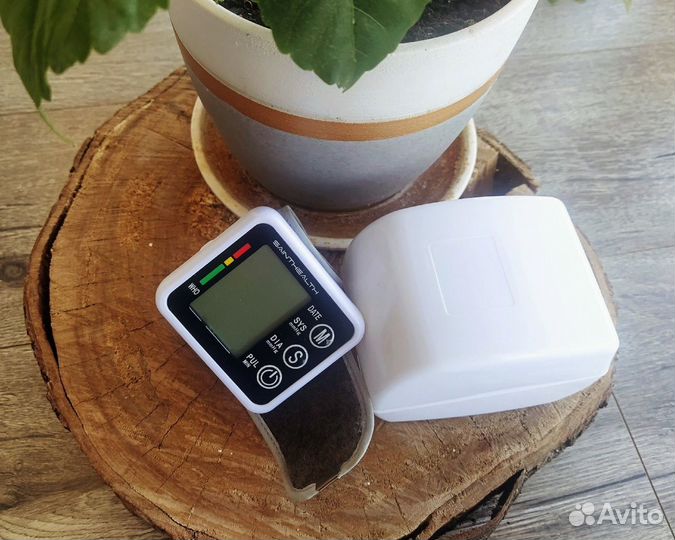 Тонометр автоматический на запястье