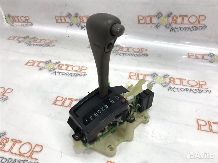 Селектор АКПП Toyota Vista