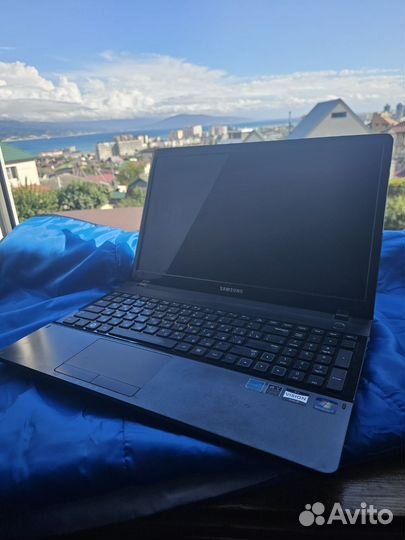 Ноутбук Samsung