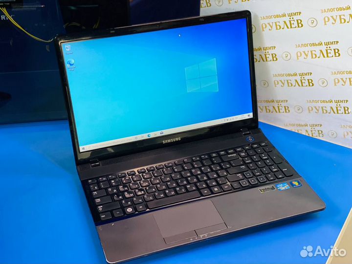 Ноутбук Samsung NP300E5A Core i3, Nvidia GT 520MX