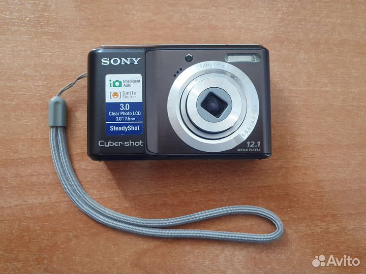 Компактный фотоаппарат Sony