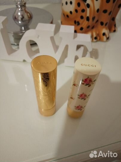 Gucci помада номера 401/301