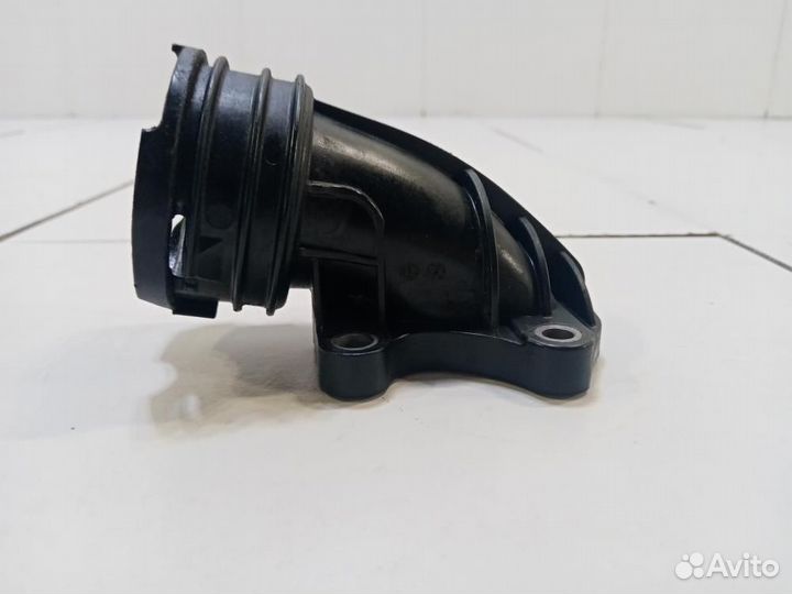 Фланец двигателя системы охлаждения Mercedes-Benz