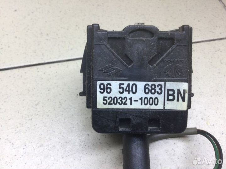 Переключатель поворотов подрулевой Chevrolet Aveo