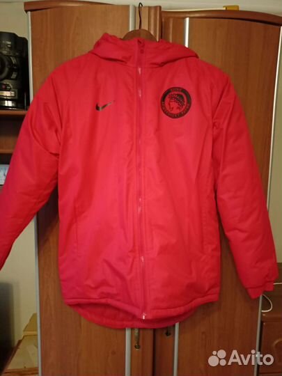 Куртка новая