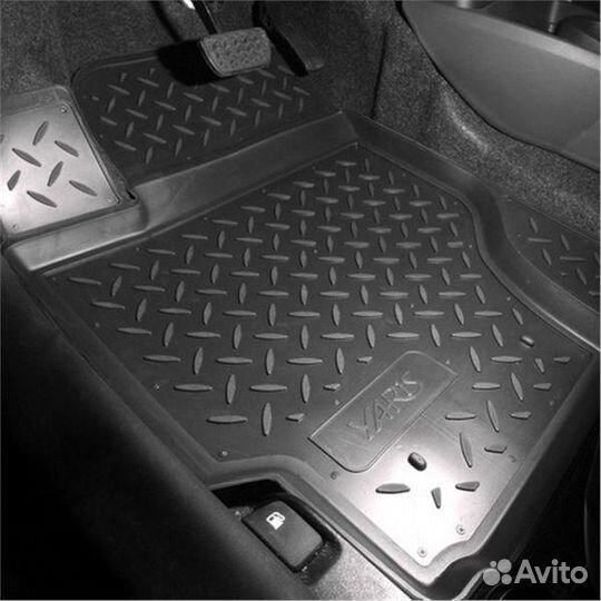 Коврики полиуретановые Toyota HiAce