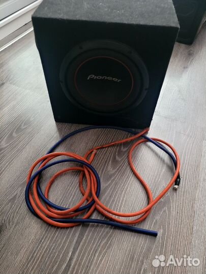 Продам subwoofer
