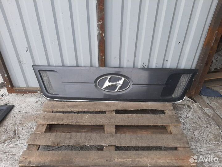 Облицовка передняя Hyundai Universe 2008