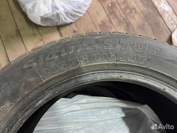Tigar Sigura Stud 205/55 R16 94T