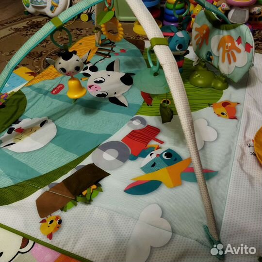 Развивающий коврик tiny love большой 