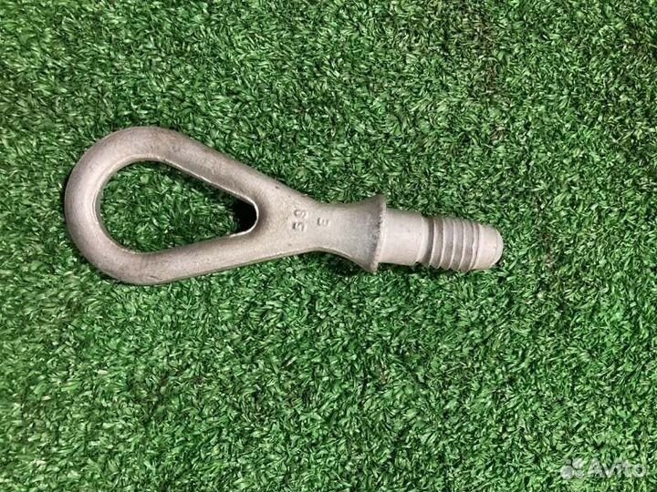 Скоба буксировочная Audi